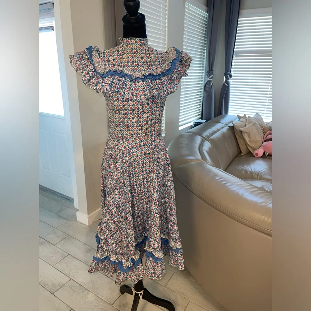 Vintage 1930s? Cotton Calico lawn handmade prairie cottage back lace up dress XS - Picture 3 of 10